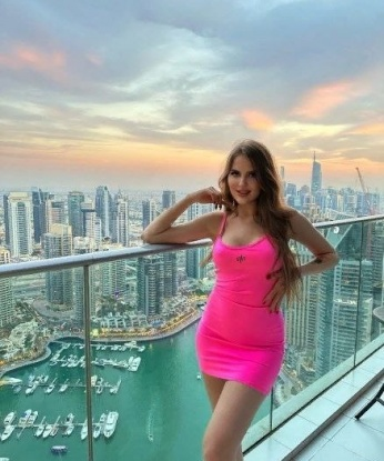 Анкета проститутки Карина - Фото 1, Невьянск, 20 лет, №2078